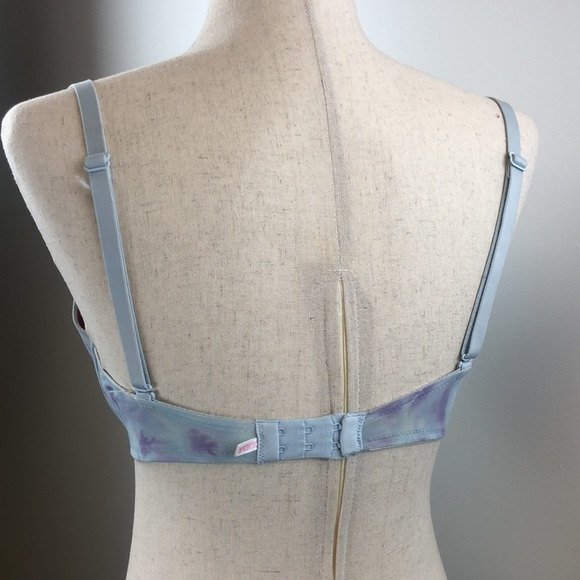 Bra Pink by Victorias Secret 32DD 32E - Picture 3 of 5